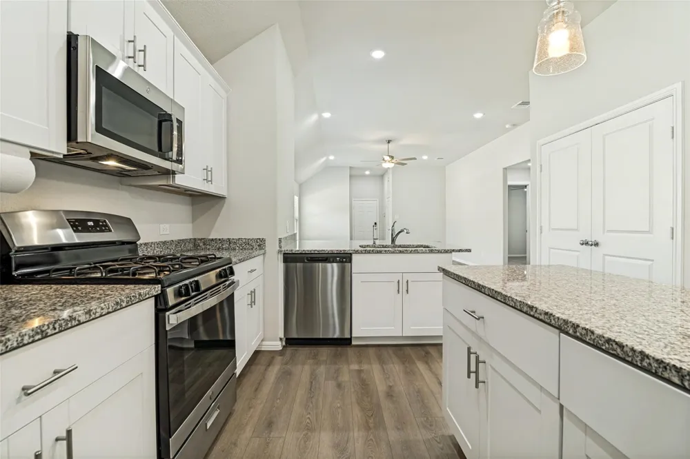 1801 Hazer Lane Mesquite, TX 75149