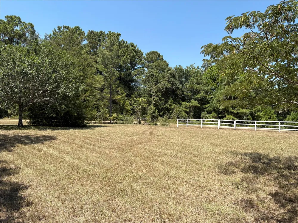 26133 Moose Drive Hempstead, TX 77445