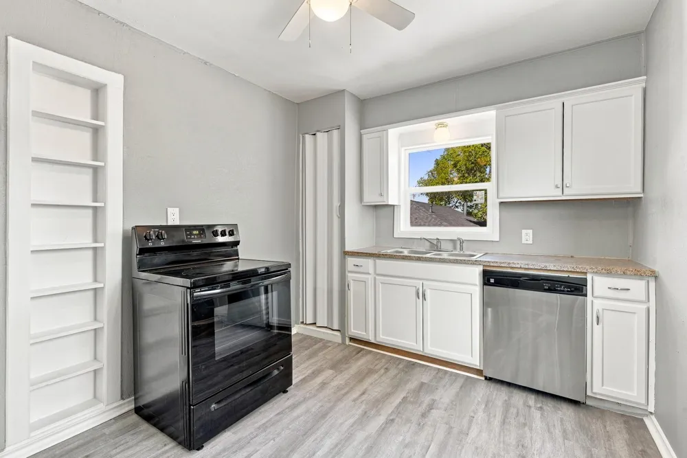 304 E 22nd Street #B Bryan, TX 77803