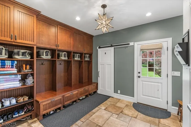 6 Prides Xing Sparta, NJ 07871
