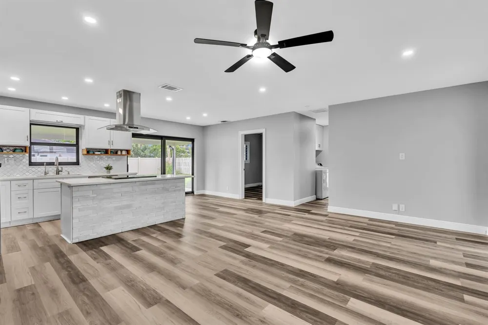 2056 PARK PLACE Boca Raton, FL 33486