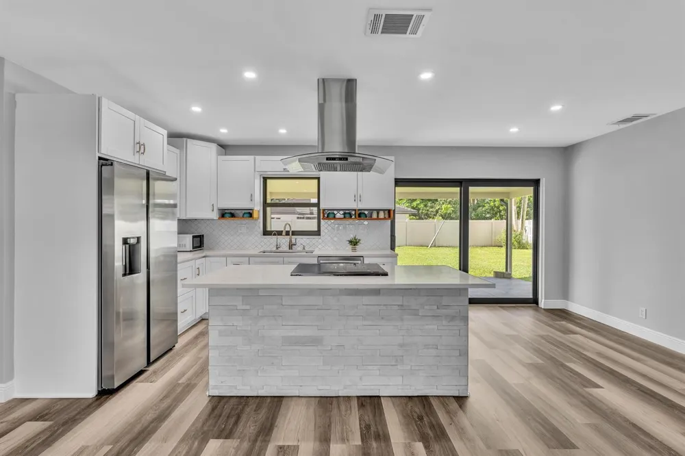 2056 PARK PLACE Boca Raton, FL 33486