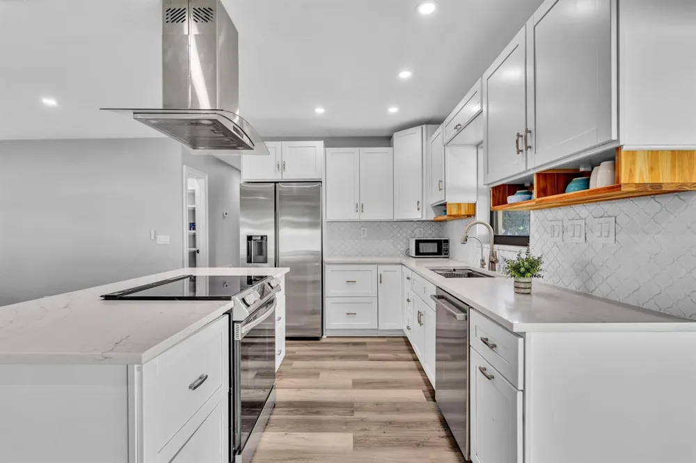 2056 PARK PLACE Boca Raton, FL 33486