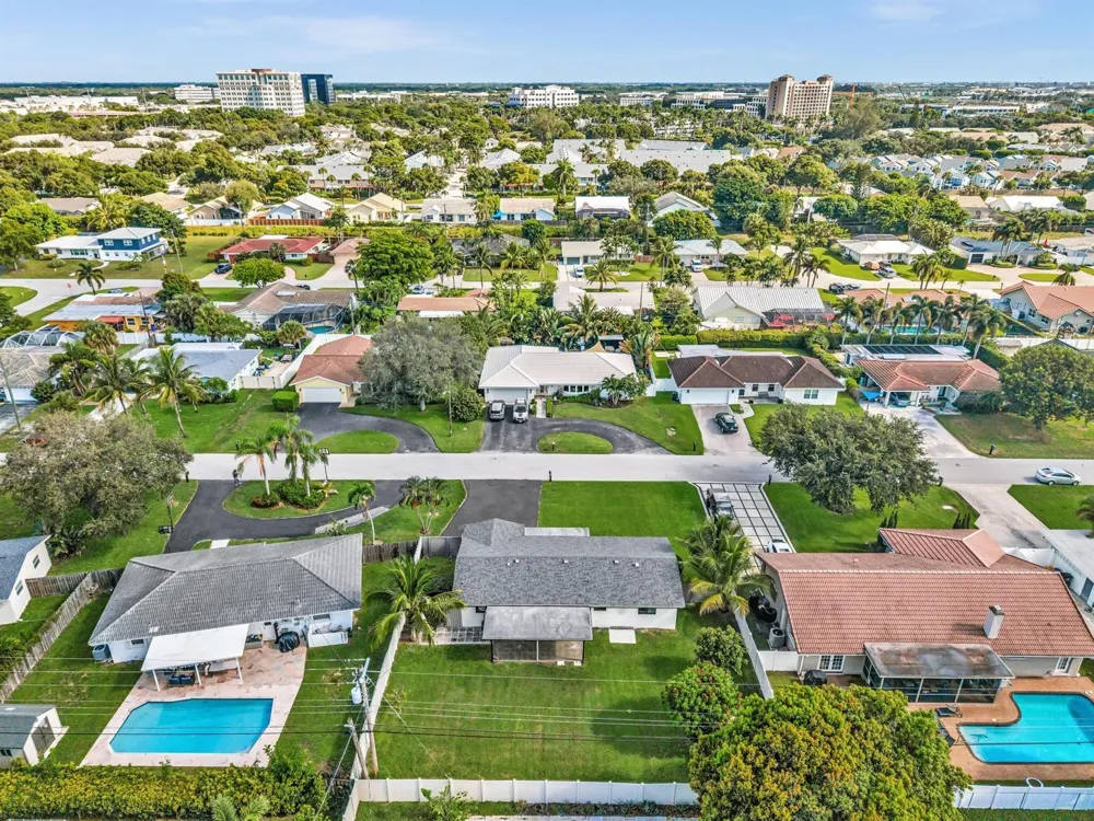 2056 PARK PLACE Boca Raton, FL 33486