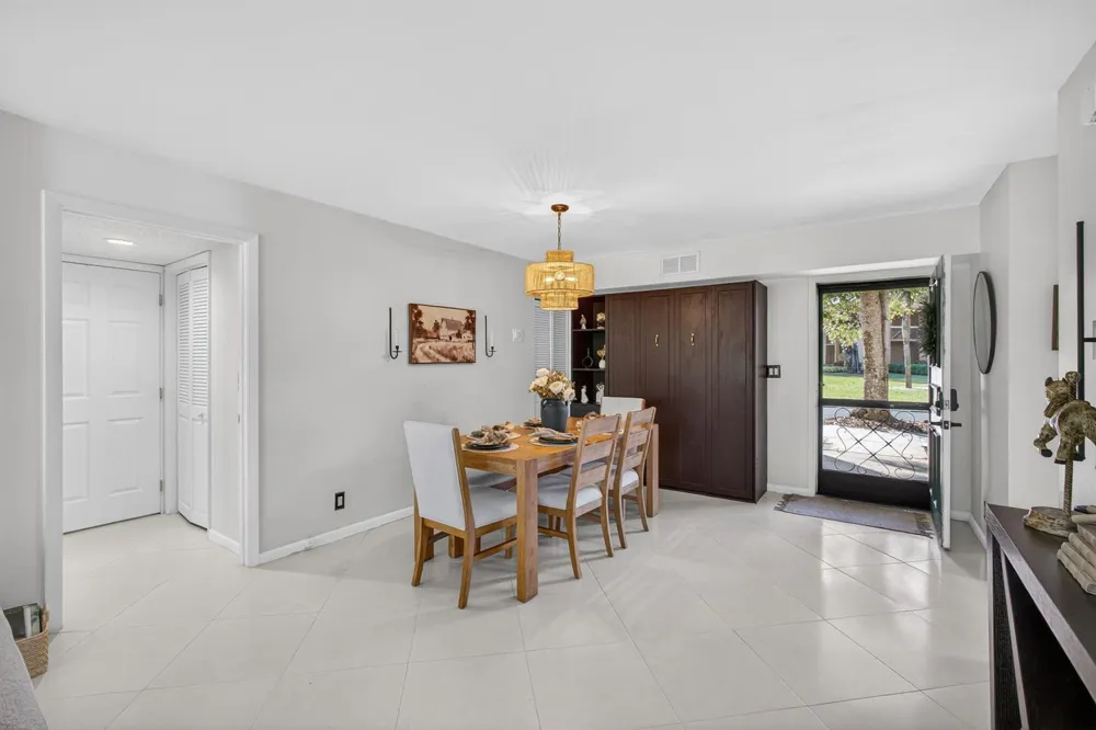 11282 GREEN LAKE DRIVE #104 Boynton Beach, FL 33437