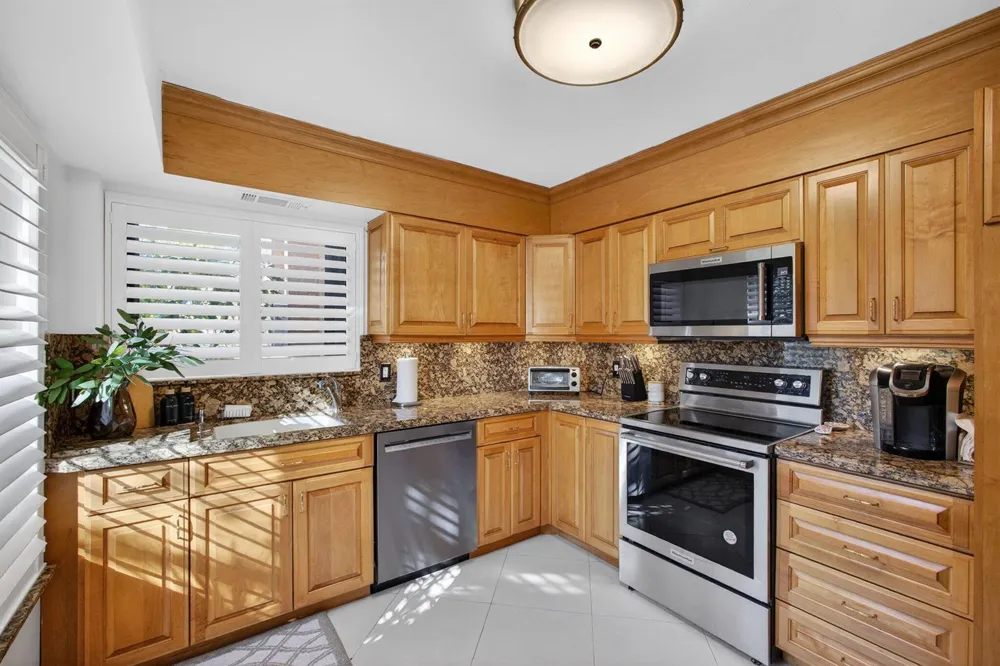 11282 GREEN LAKE DRIVE #104 Boynton Beach, FL 33437