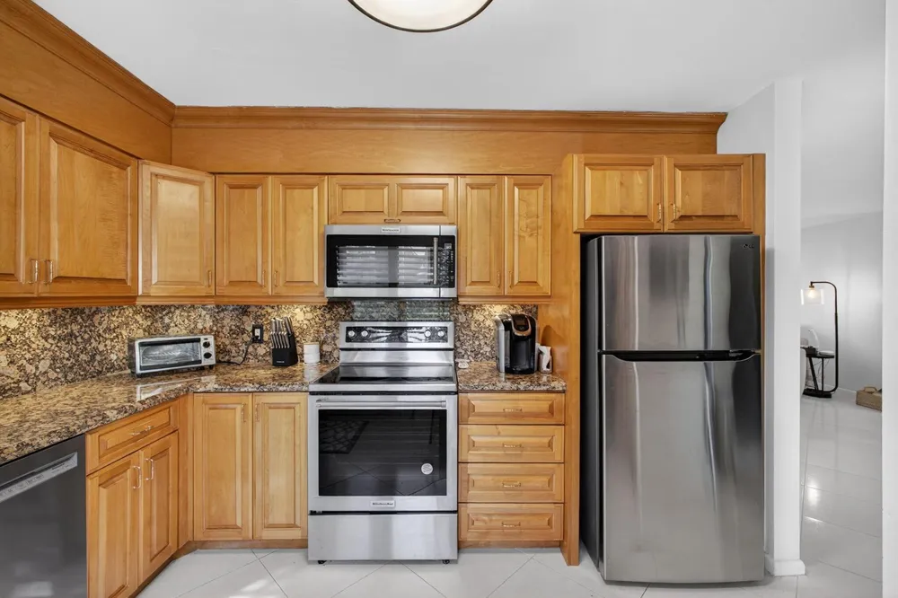 11282 GREEN LAKE DRIVE #104 Boynton Beach, FL 33437