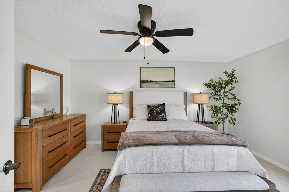 11282 GREEN LAKE DRIVE #104 Boynton Beach, FL 33437