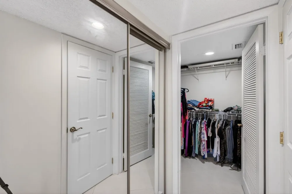 11282 GREEN LAKE DRIVE #104 Boynton Beach, FL 33437