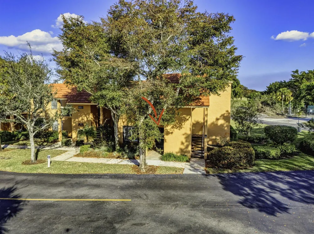 11282 GREEN LAKE DRIVE #104 Boynton Beach, FL 33437