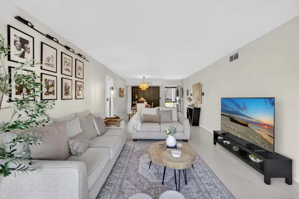 11282 GREEN LAKE DRIVE #104 Boynton Beach, FL 33437