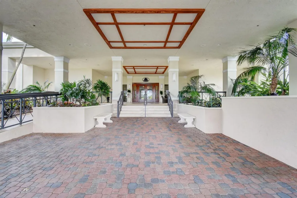 11282 GREEN LAKE DRIVE #104 Boynton Beach, FL 33437