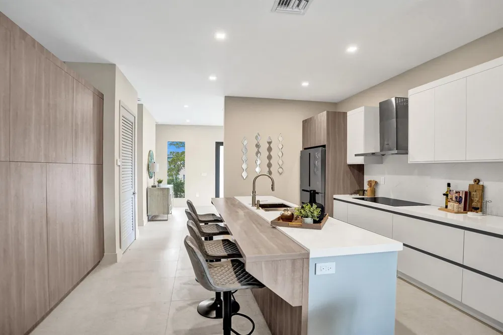 1140 SE 6TH TERRACE Fort Lauderdale, FL 33316