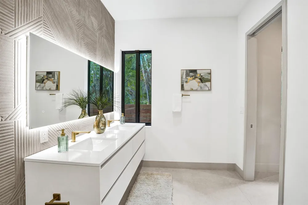 1140 SE 6TH TERRACE Fort Lauderdale, FL 33316