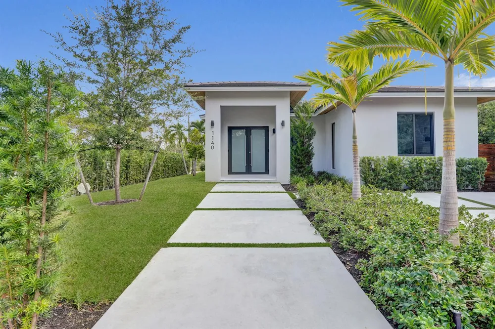 1140 SE 6TH TERRACE Fort Lauderdale, FL 33316