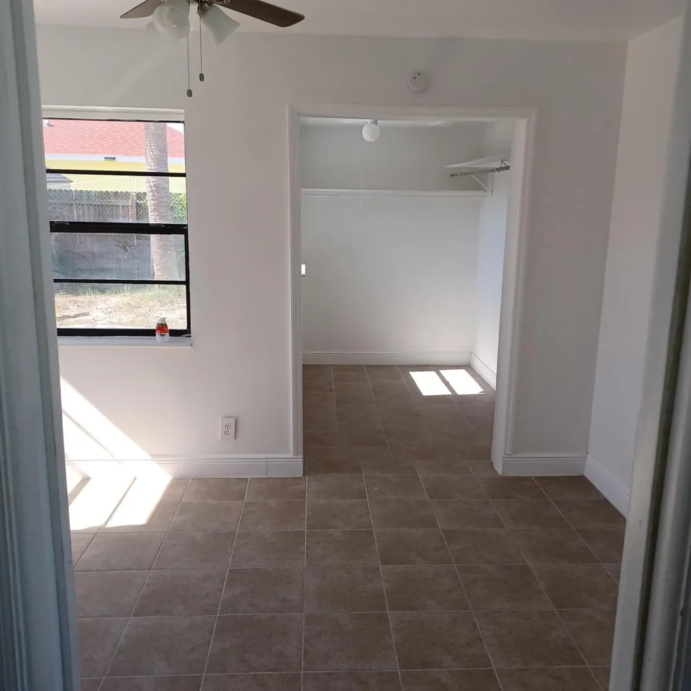 618 58TH STREET ##A (West Unit) West Palm Beach, FL 33407