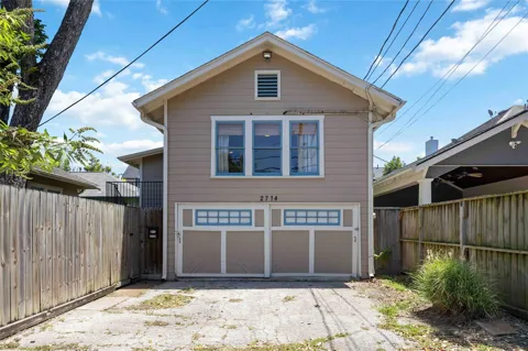 2714 Reagan