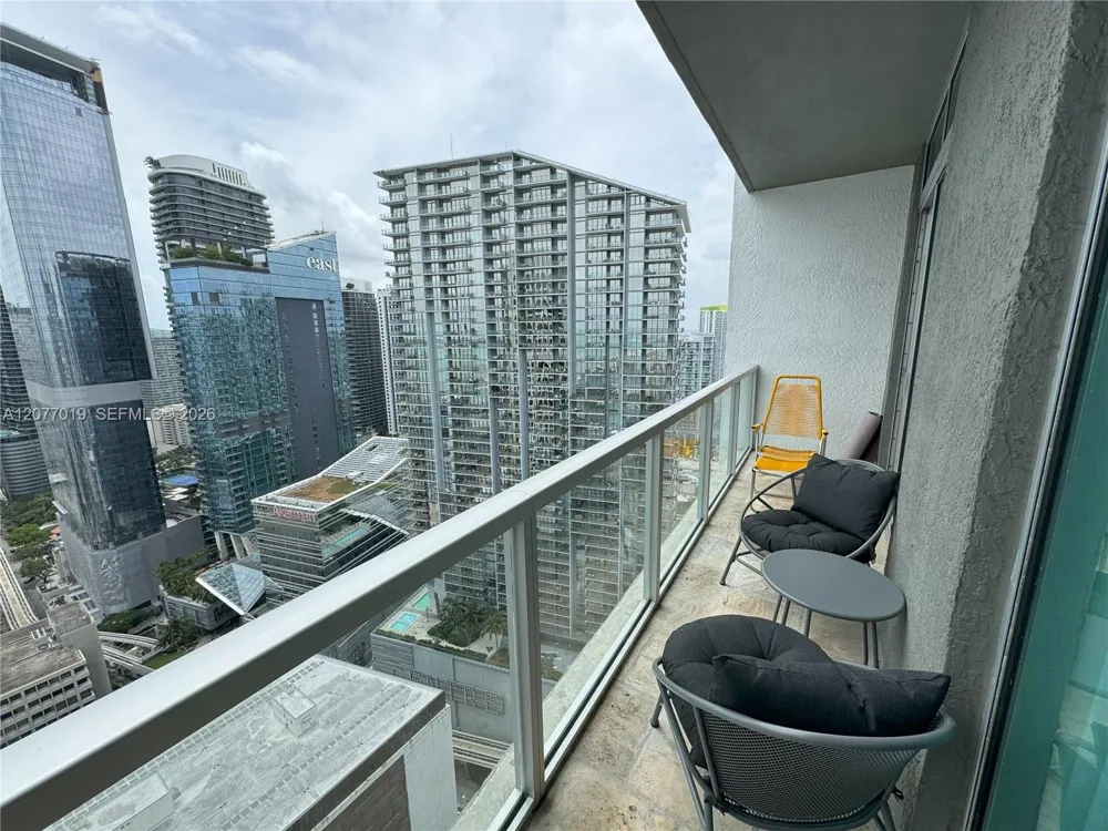55 SE 6th St #4106 Miami, FL 33131
