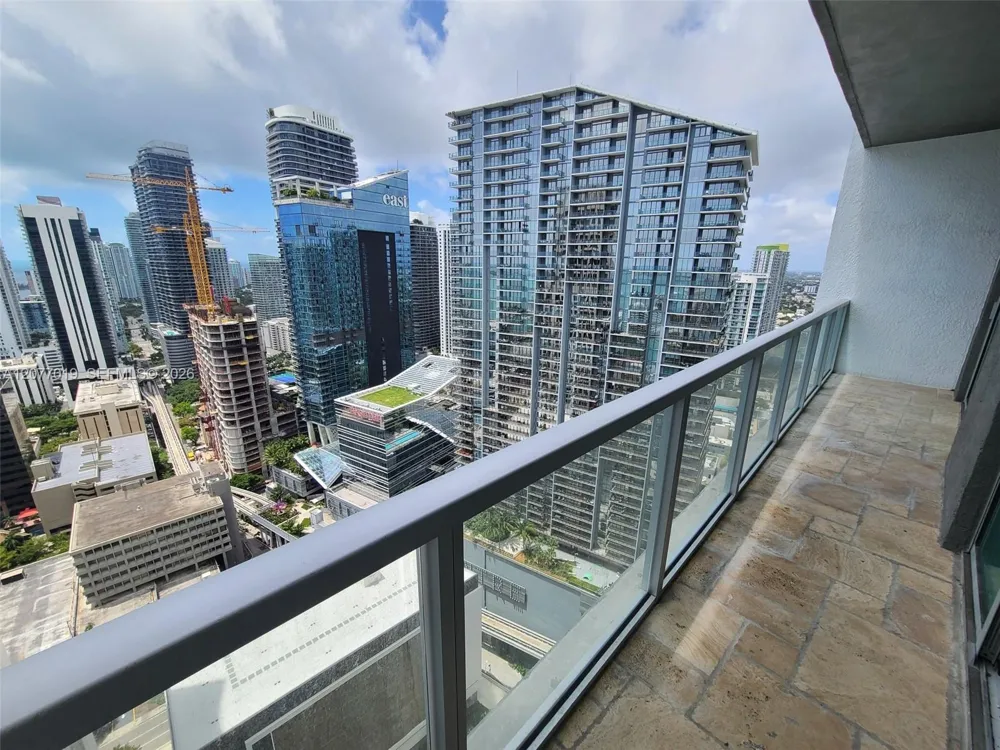 55 SE 6th St #4106 Miami, FL 33131