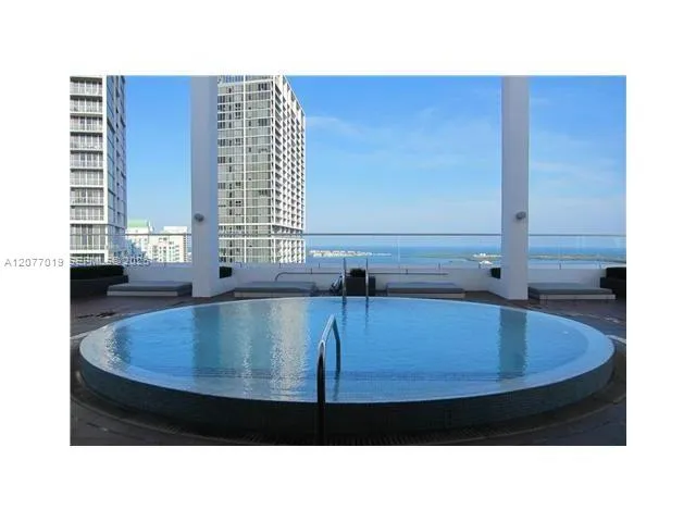 55 SE 6th St #4106 Miami, FL 33131