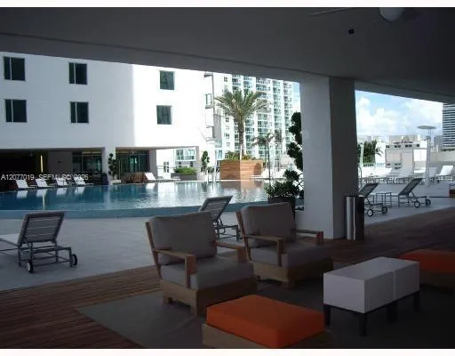 55 SE 6th St #4106 Miami, FL 33131