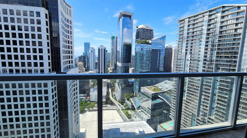 55 SE 6th St #4106 Miami, FL 33131