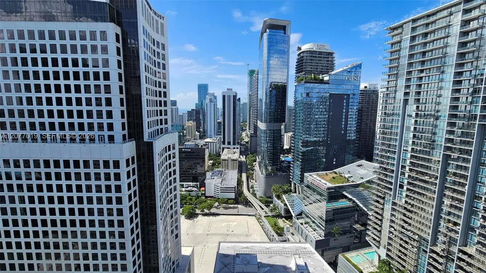 55 SE 6th St #4106 Miami, FL 33131
