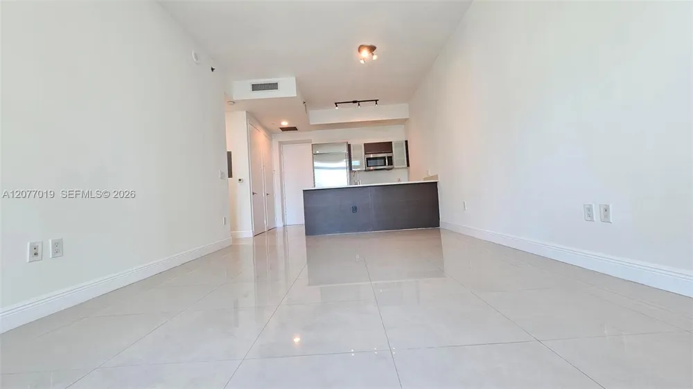 55 SE 6th St #4106 Miami, FL 33131