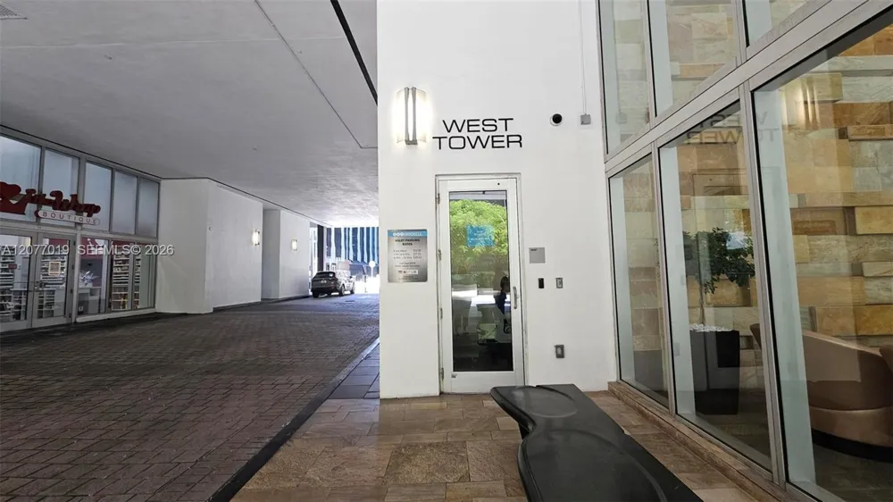 55 SE 6th St #4106 Miami, FL 33131