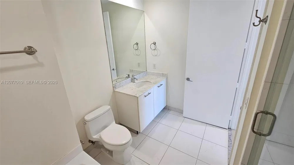 55 SE 6th St #4106 Miami, FL 33131