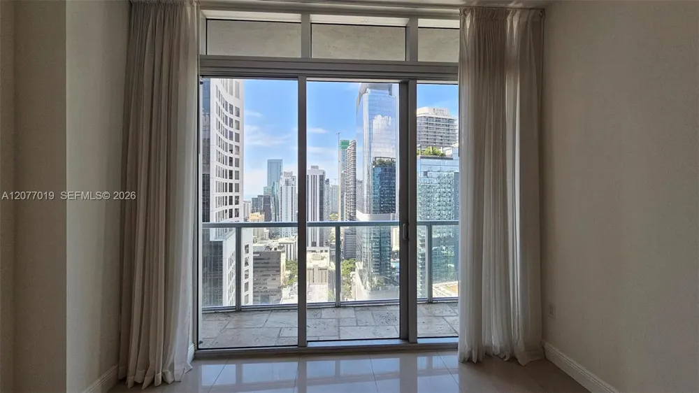 55 SE 6th St #4106 Miami, FL 33131