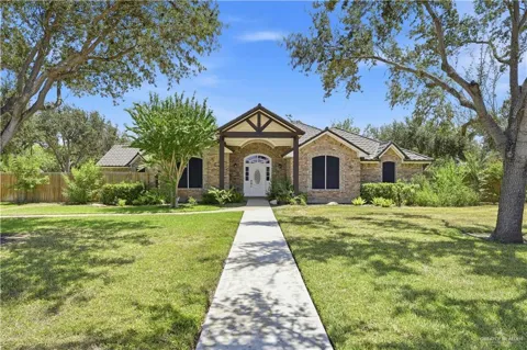 2623 Woodland Drive
