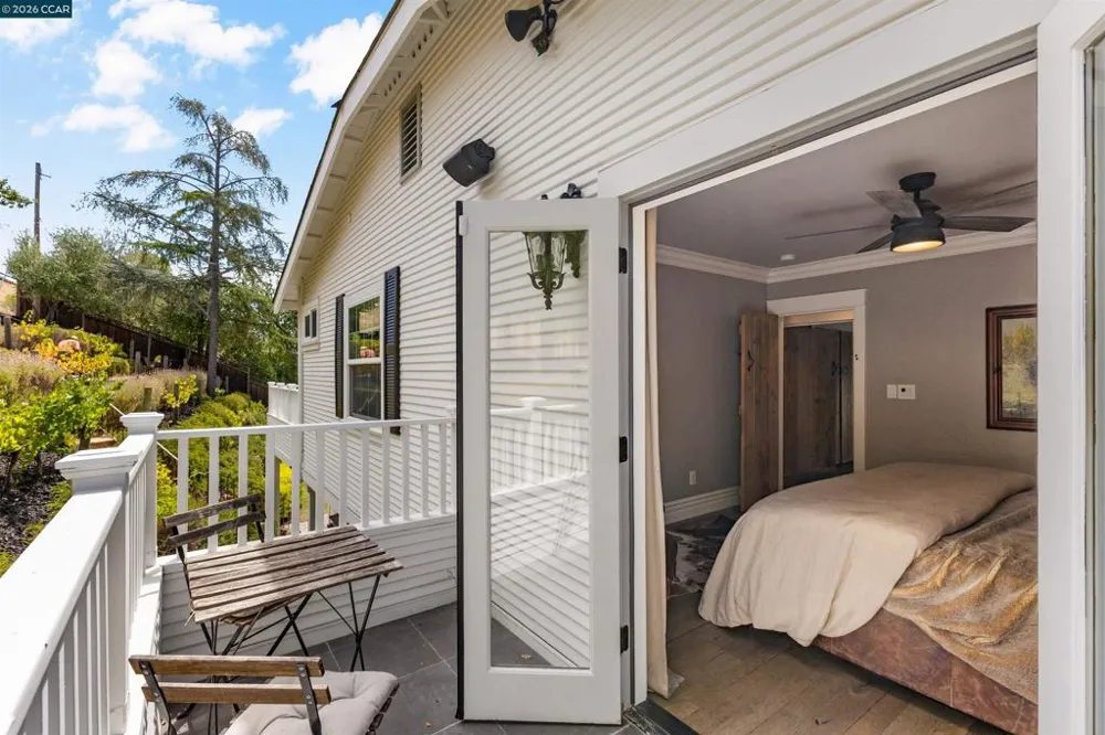 950 Country Lane Walnut Creek, CA 94596