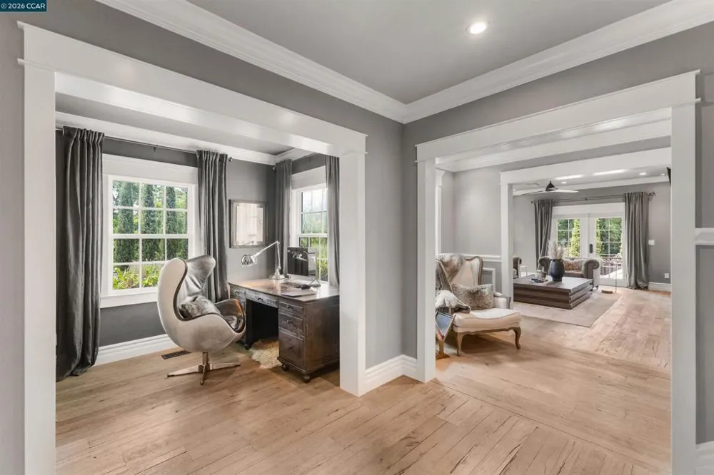 950 Country Lane Walnut Creek, CA 94596