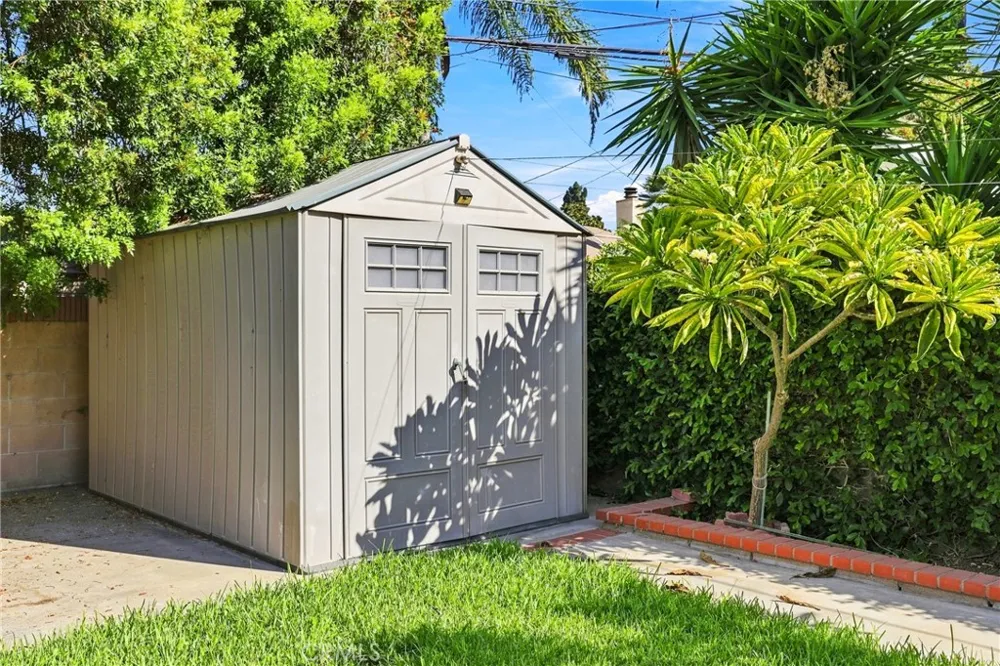5523 Mavis Whittier, CA 90601