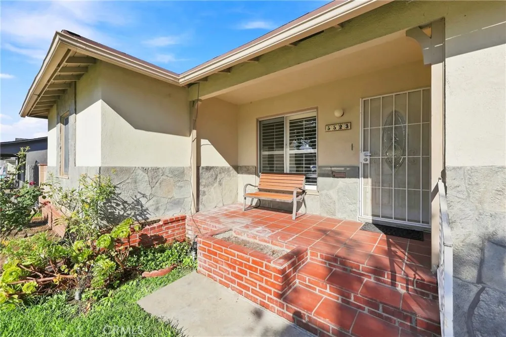5523 Mavis Whittier, CA 90601
