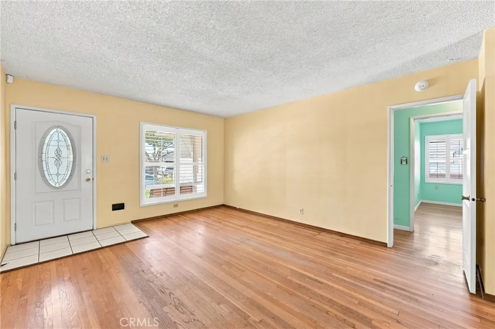 5523 Mavis Whittier, CA 90601