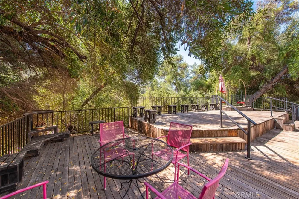 2125 Eastedge Glendale, CA 91206