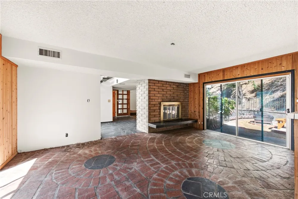 2125 Eastedge Glendale, CA 91206