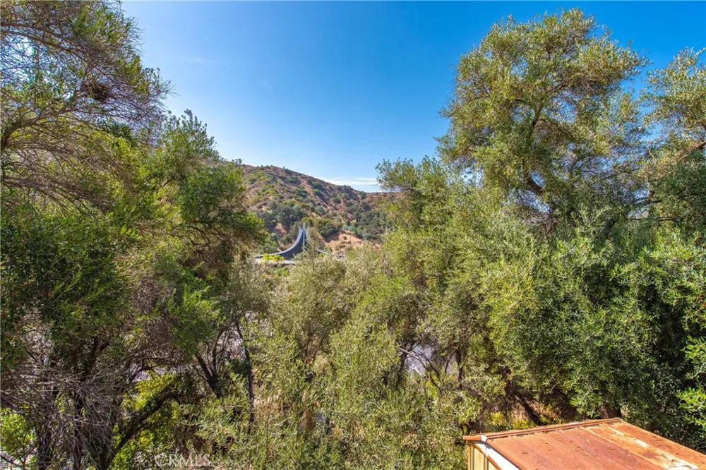 2125 Eastedge Glendale, CA 91206