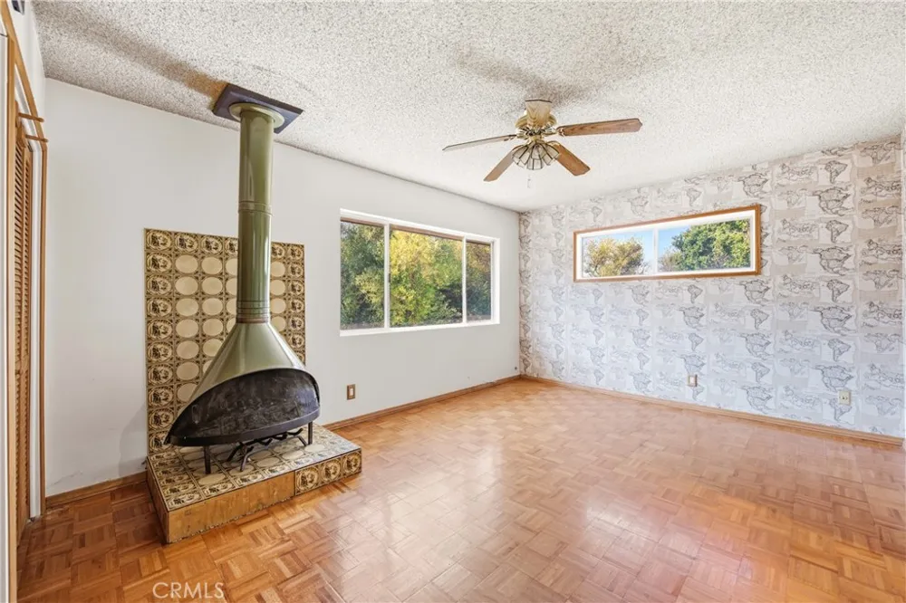 2125 Eastedge Glendale, CA 91206