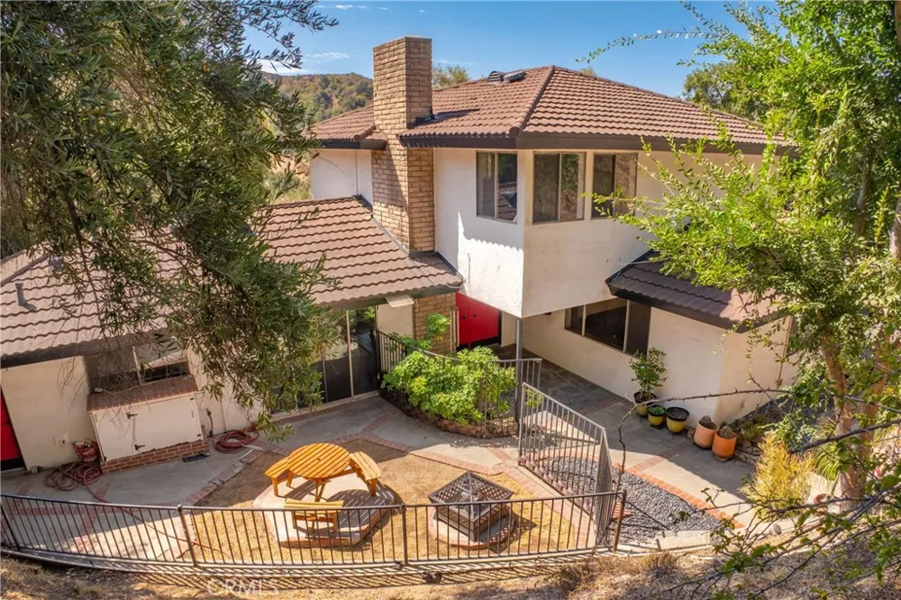 2125 Eastedge Glendale, CA 91206