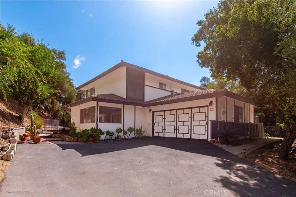 2125 Eastedge Glendale, CA 91206
