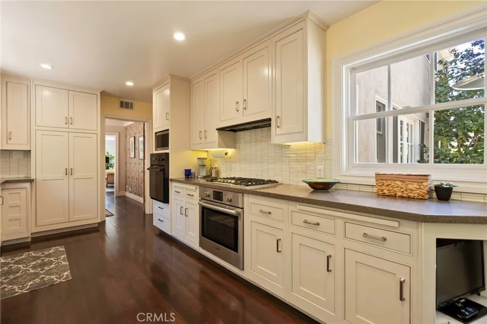 3317 Via La Selva Palos Verdes Estates, CA 90274