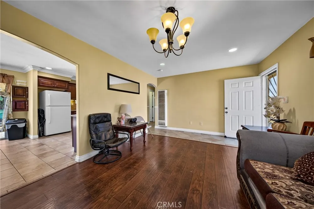 2174 W Lincoln Banning, CA 92220