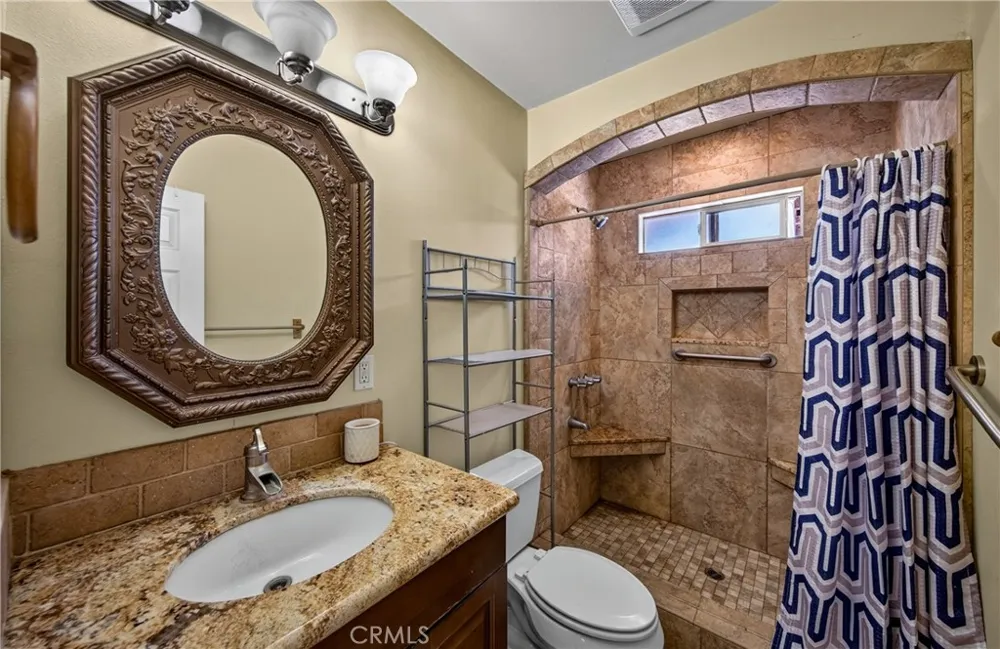 2174 W Lincoln Banning, CA 92220