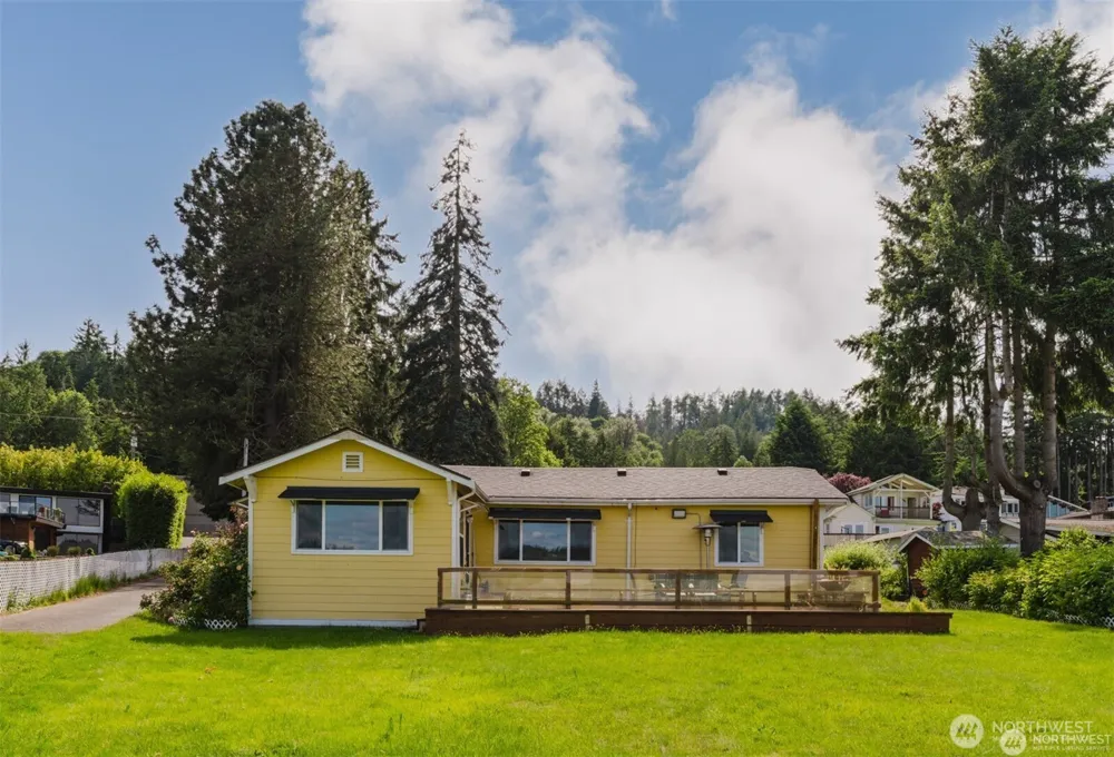 5104 NW Sammamish Road Issaquah, WA 98027