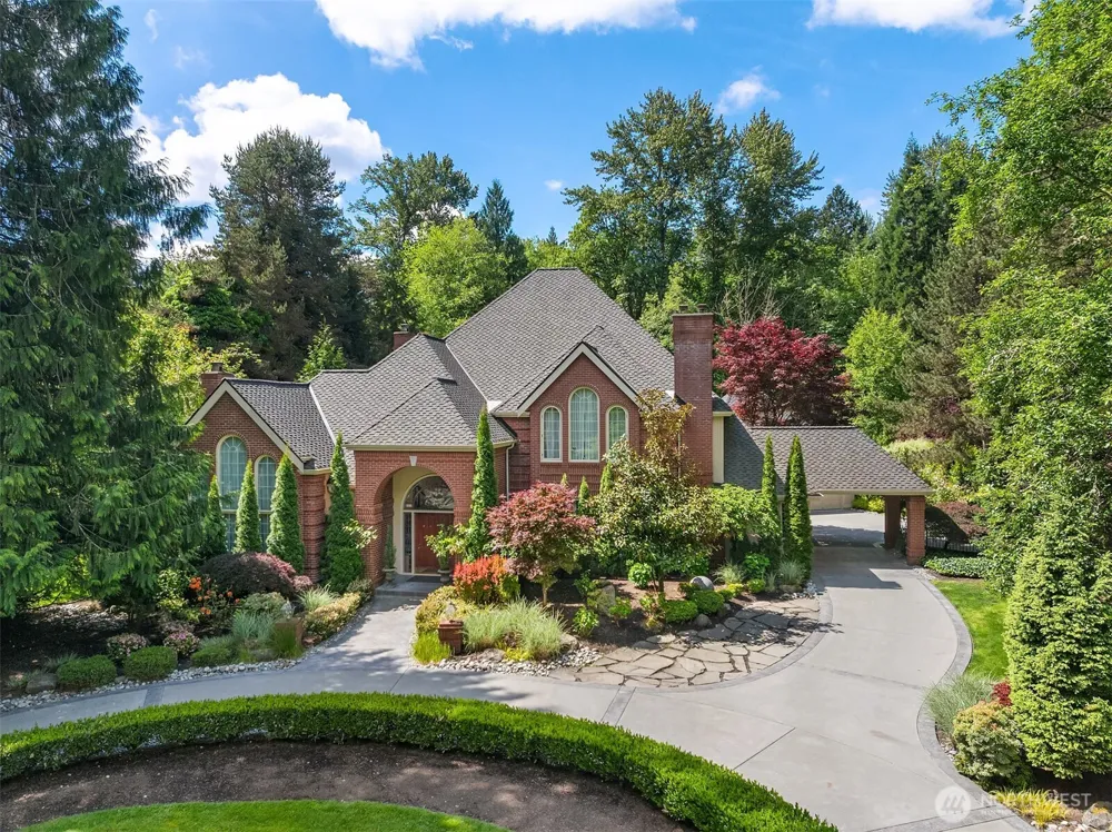 19955 NE 129th Street Woodinville, WA 98077