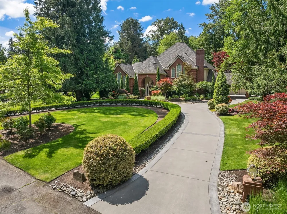 19955 NE 129th Street Woodinville, WA 98077