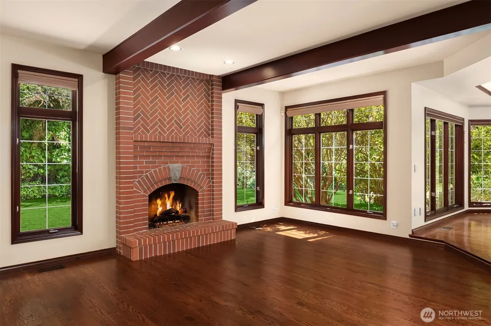 19955 NE 129th Street Woodinville, WA 98077